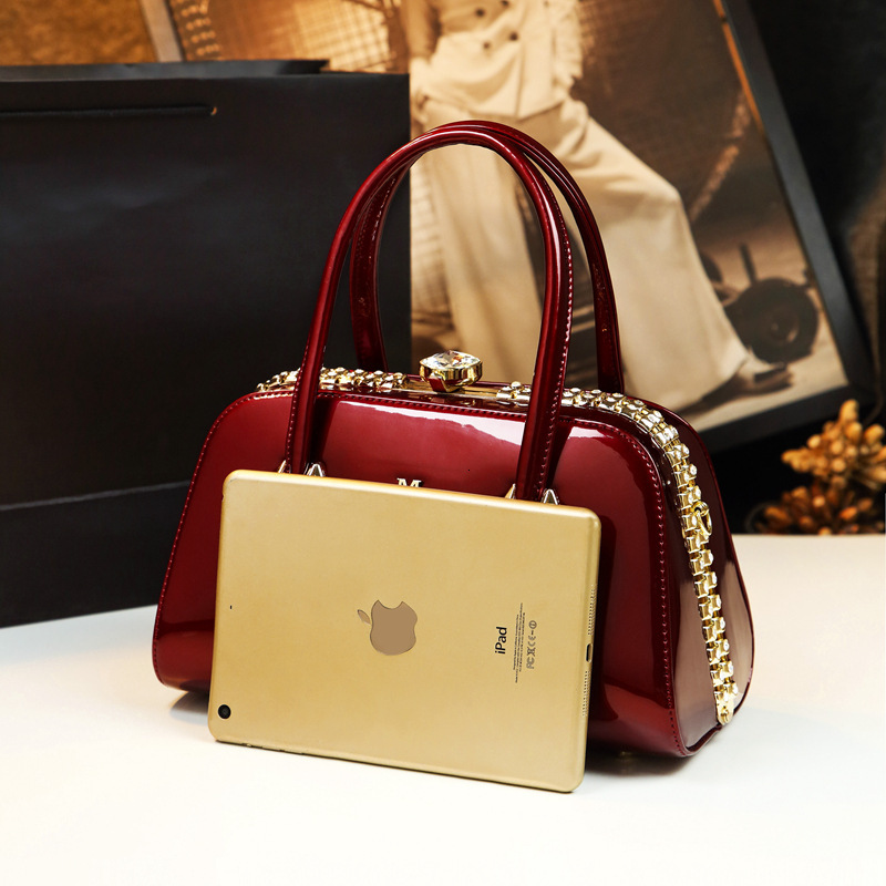 Patent Shiny Genuine Leather Handbag Fashionable Mom Single Shoulder bag Crossbody high quality bag