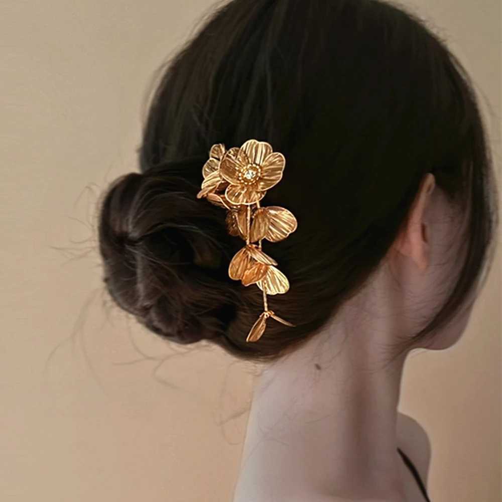 Vintage Flower Tassel Hair Clips For Women Metal Hair Stick Pins Brides Hairpins Wedding Jewelry Hair cessories L250928BQIN