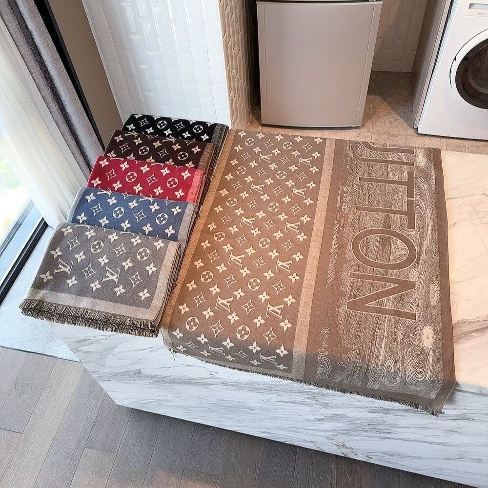 Classic Luxury Designer scarf 100% cashmere fringe Designer scarf Scarf shawl blanket Winter for women and men