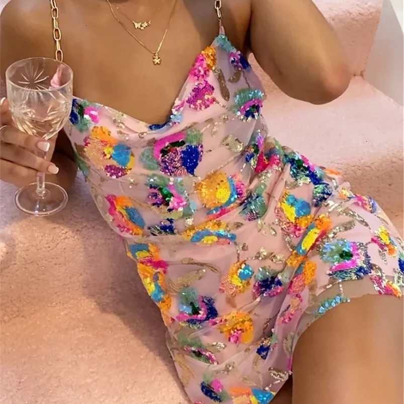 Basic Casual Dresses Sequin Sexy Elegant Dress Women Chain Spaghetti Strap Low Cut Backless Short Summer Bohemian Party Female 231123