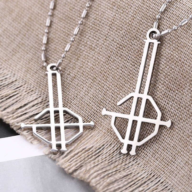 Metal nameplate hollowed-out letter necklace for women, trendy Korean style, simple pendant. Stainless steel collar chain neck chain.