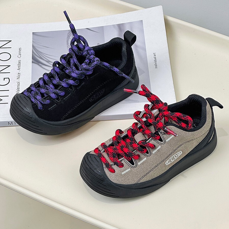 Lightweight anti Designer slip hiking shoes for children autumn and winter casual fashion new soft soled comfortable versatile designer