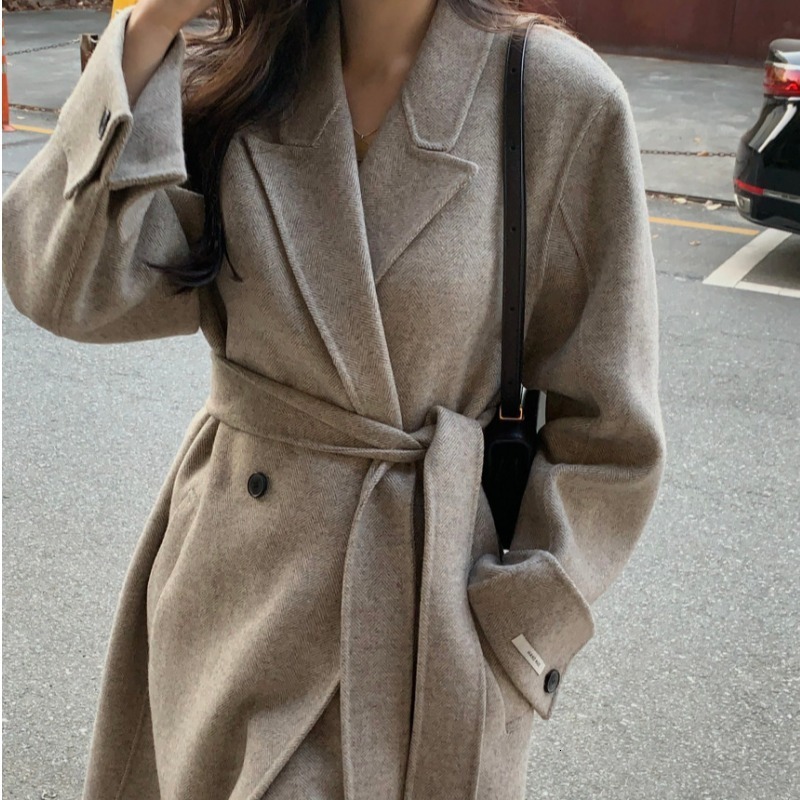 Korean Chic Style Herringbone Suit Collar LaceUp MidLength Woolen Coat Autumn Winter New Woolen Overcoat for Women 241202
