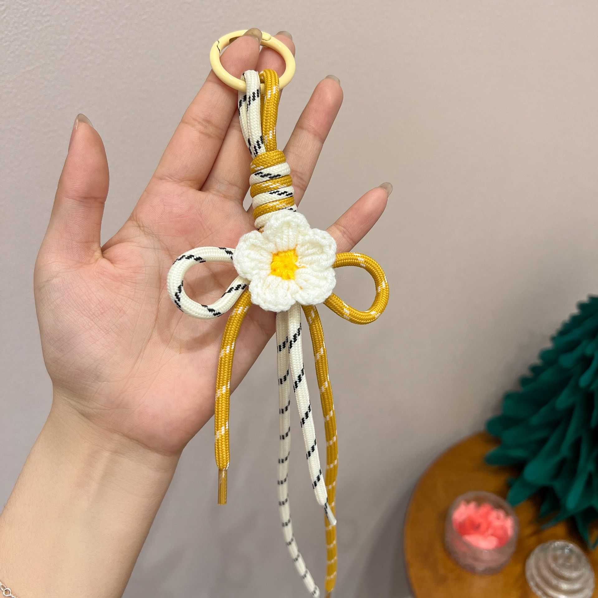 Ethnic Simple Handwoven White Small Bow Keychain Pendant Bag Accessories Shoelace H250928