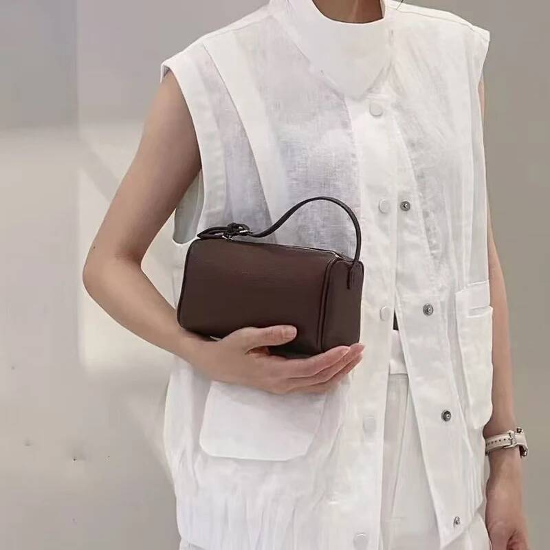 chongsukei Niche Letter Pen Holder Bag Suede Underarm Bag 90s Bag Mini Small Square Leather Hand Cylindrical Pen