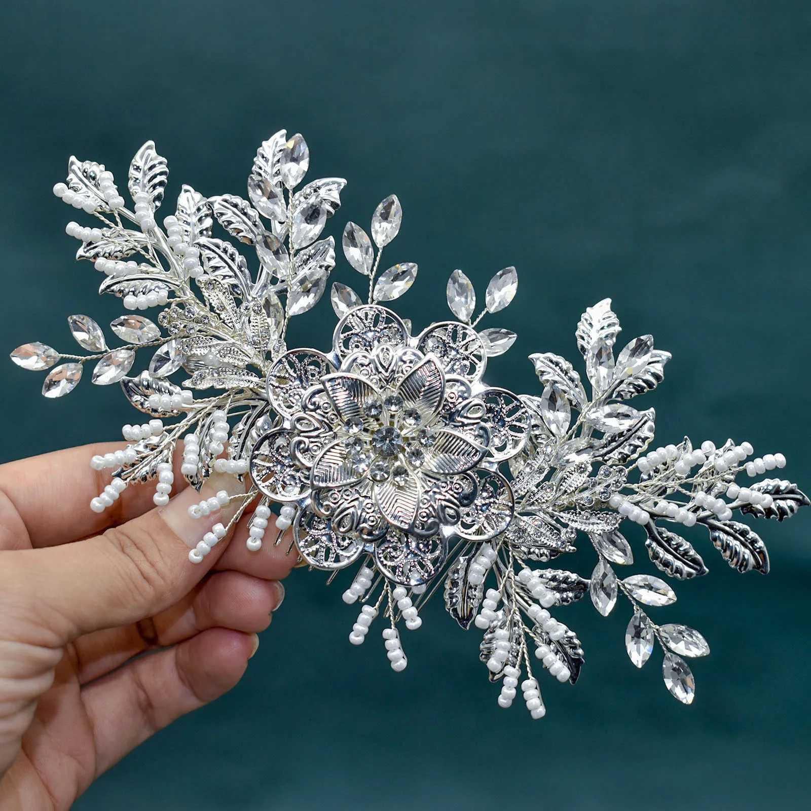 DZ099 Handmade Women Tiara Leaves Wedding Hair Comb Vintage Bridal Hair cessories Shiny Rhinestones Flower Bridal Hairpins L250928V2MB