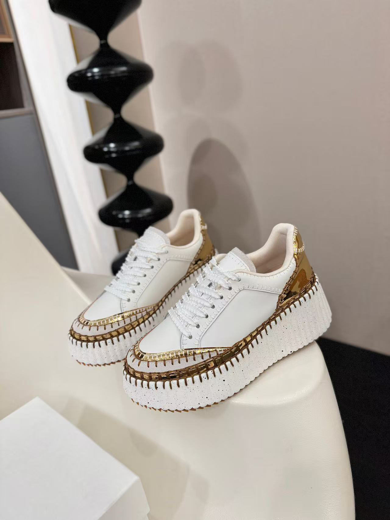 Sandals Thick soled Shoes 25 Spring/Summer New Collection Luxury Material Cow Leather Refreshing Breathable Multi Color 8CM Ultra Light Bubble Hair Bottom