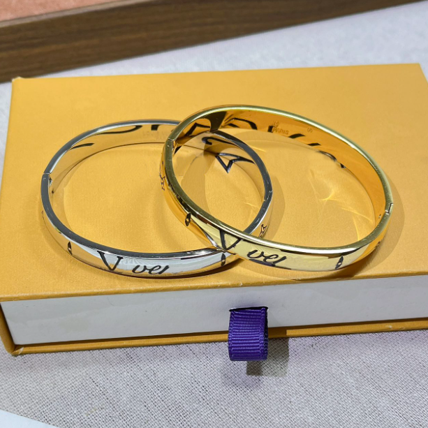 Designer New Bracelet High quality 925 silver titanium steel bracelet INS style couple Bangle Never fading titanium steel Bangle Exquisite Christmas bracelet gift