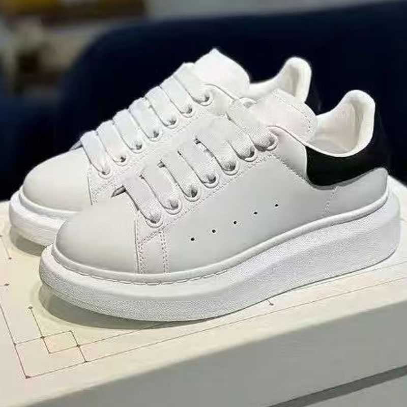 designer shoes Alexander Thick-soled white sneakers Women's and men's sports shoes Footwear for Men Women Multicolored white shoes with box 35-46