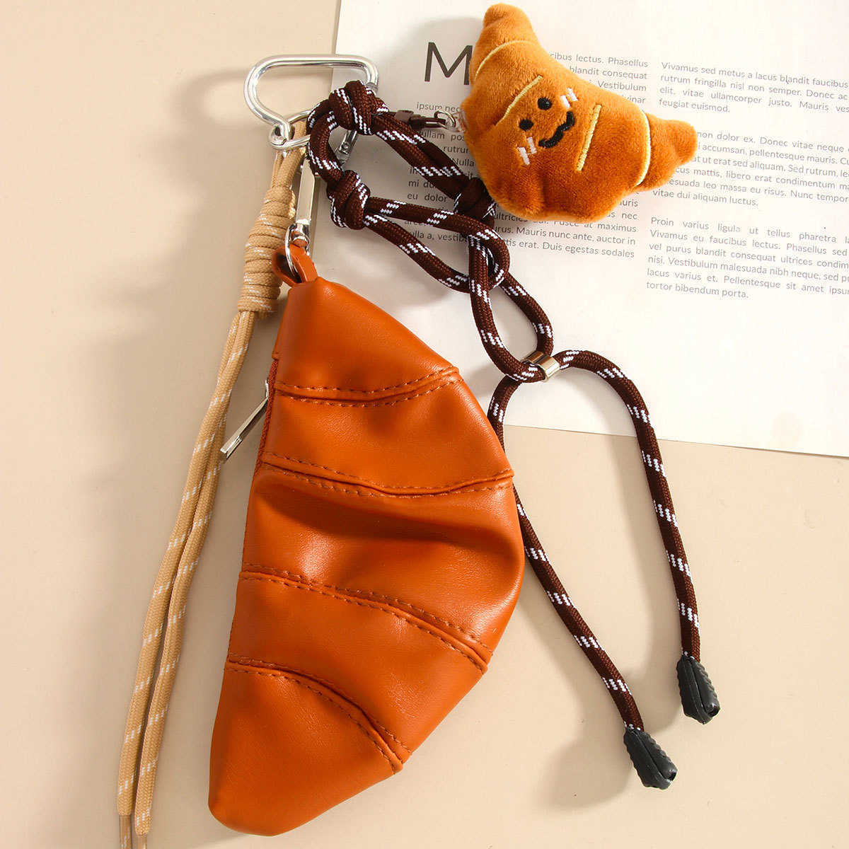 Niche Croissant Bag Coin Purse Keychain Fashion Versatile Bag Pendant Accessory H250928