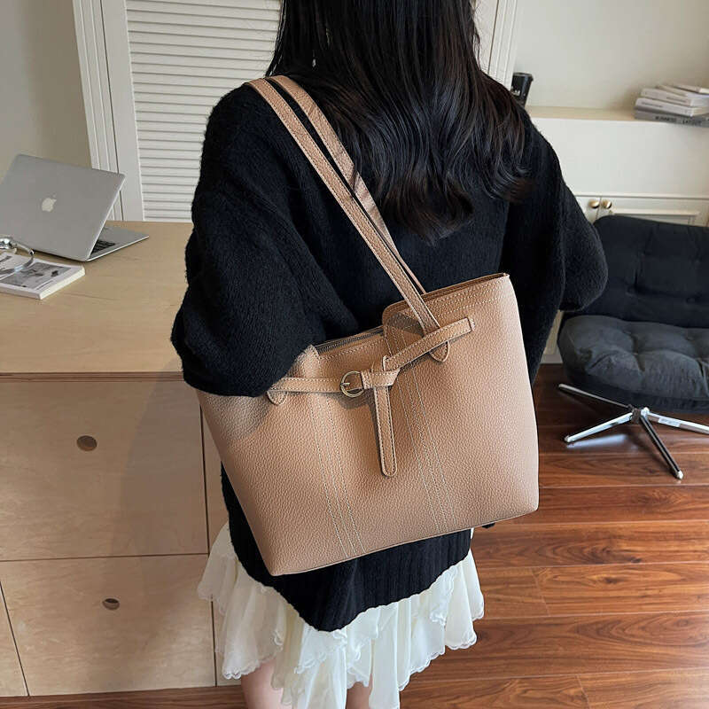 Casual Handbag Designer Bags 2025 New Fashion Large Capacity Tote Trendy Commuter Crossbody Bag for Women