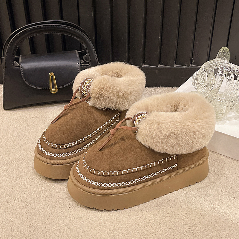 All-inclusive set winter cotton slippers for women with extra padding and thick soles for better traction r These warm fluffy snow boots are the new m