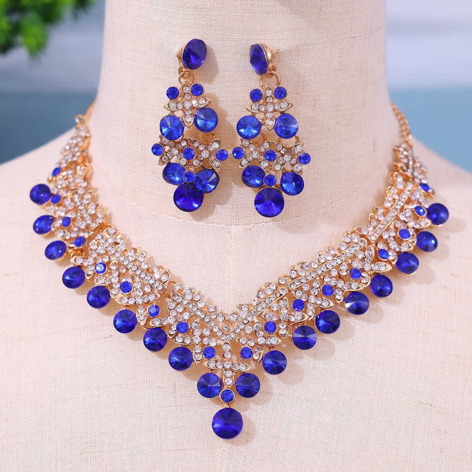 Hot Selling New Arrival Women Fashion Jewelry Set Wedding Bridal Crystal Neckle Earrings Set L2509280B2C