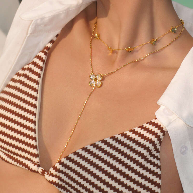 Necklace Designer Luxury jewelry for women Flower Zircon Copper plated with 18K gold Vintage Sweet Elegant Fashion High end Festival Vacation gifts