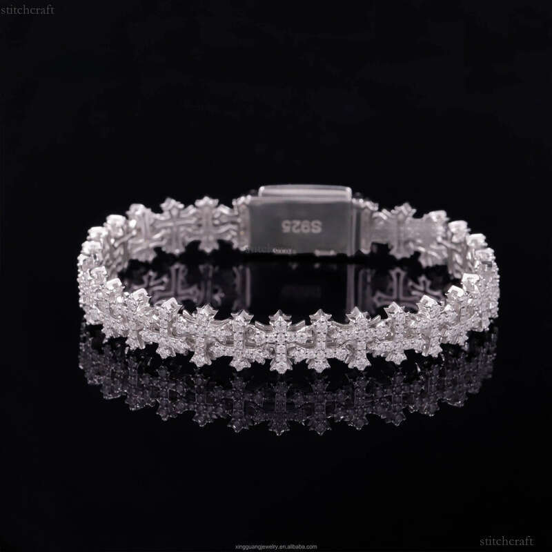 New Design Sterling Sier Gold Plated Link Bracelets Iced Out Vvs Moissanite Full Dia Cross Chain Bracelet