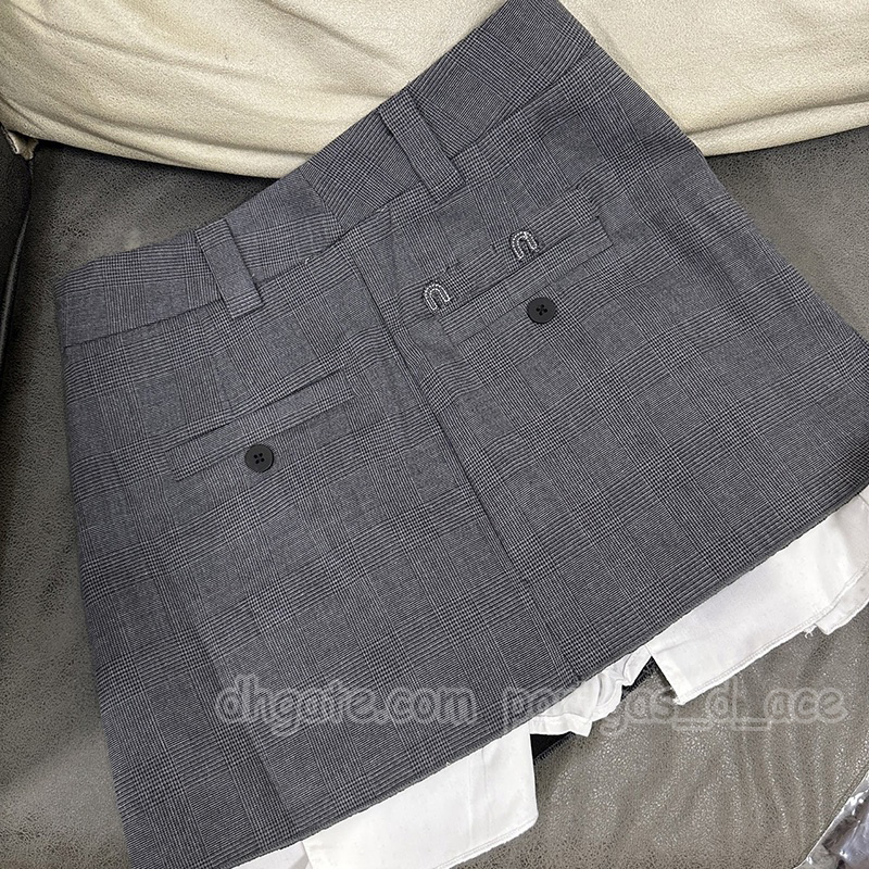 Luxury Checked Women Mini Pleated Skirt Designer Fake Two Piece Skirts Summer Elegant OL Style Vacation Skirt Dress