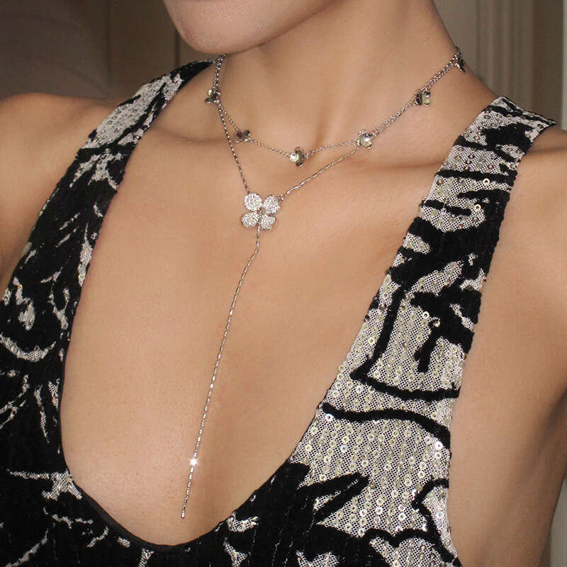 Necklace Designer Luxury jewelry for women Flower Zircon Copper plated with 18K gold Vintage Sweet Elegant Fashion High end Festival Vacation gifts