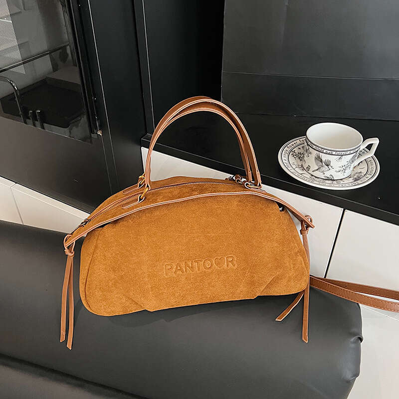 2025 Autumn Winter New Trendy Designer Bags Shoulder Commuter Crossbody Bag Korean Style Mheelard Handhheeld Tote for Women