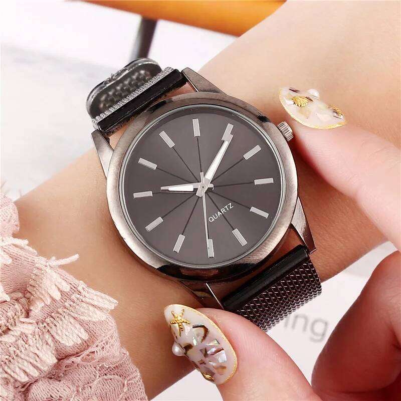 2024 Womens Gold Black Watch Magnetic Stainless Steel Mesh Band Montre Femme Wristwatches Relogio Feminino Reloj