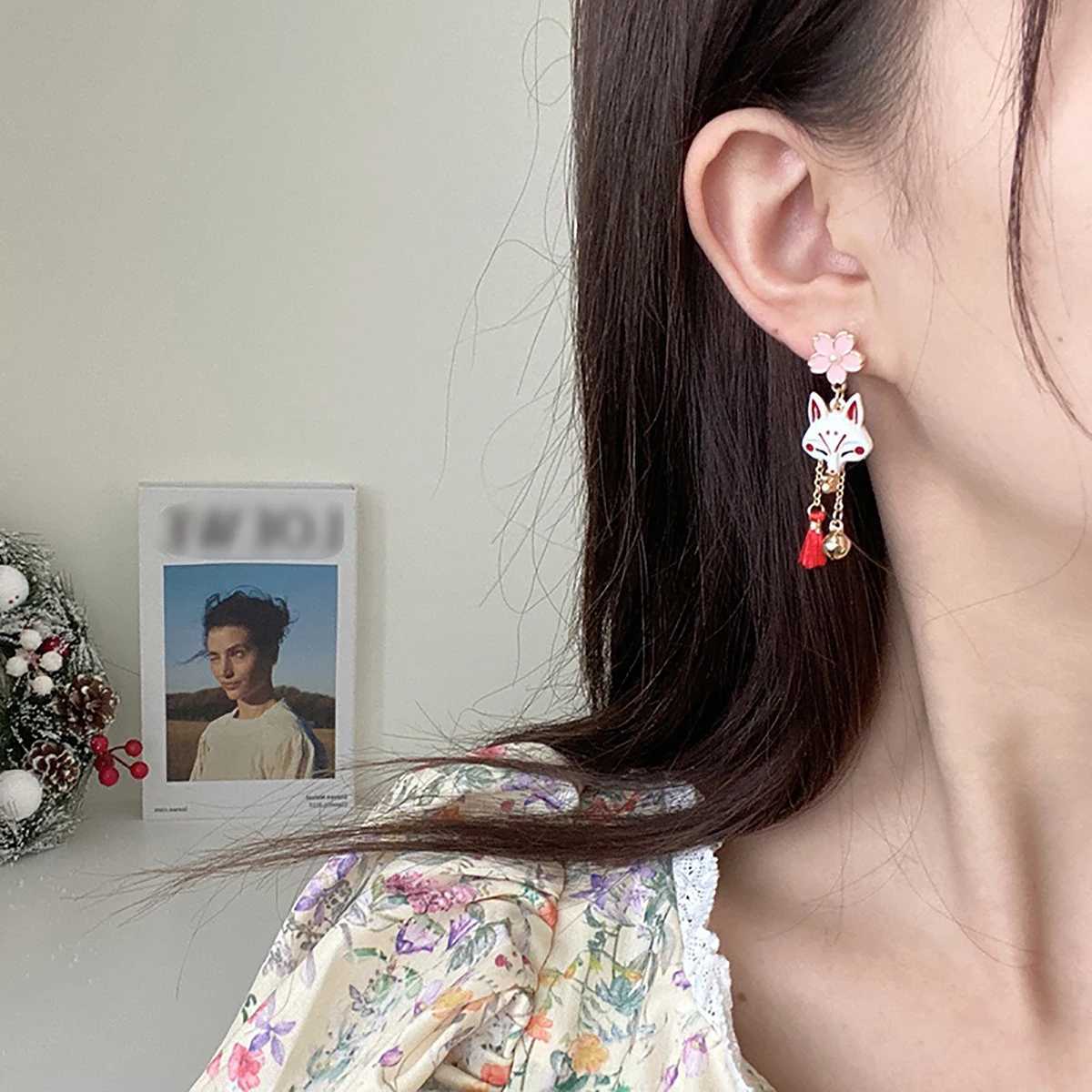 Anime Japanese Fox Hair Headdress for Women Kawaii Tassel Step Shake Hairpin Cosplay Props Girl Clothing cessories L250928PDD6