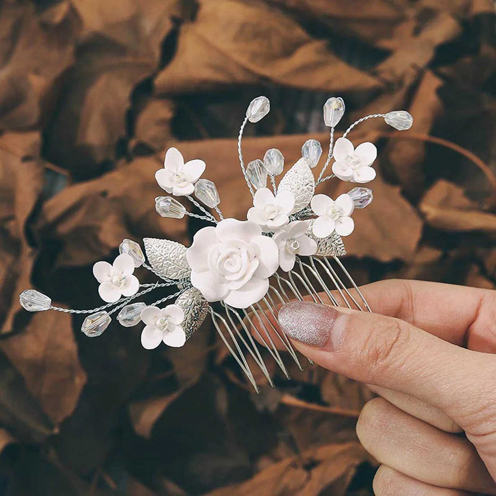 White Flower Hair Combs Bride Wedding Headpiece Bridal Pearl Hairpins Side Clips Super Fairy Floral Hair Jewelry cessories L250928ASKH