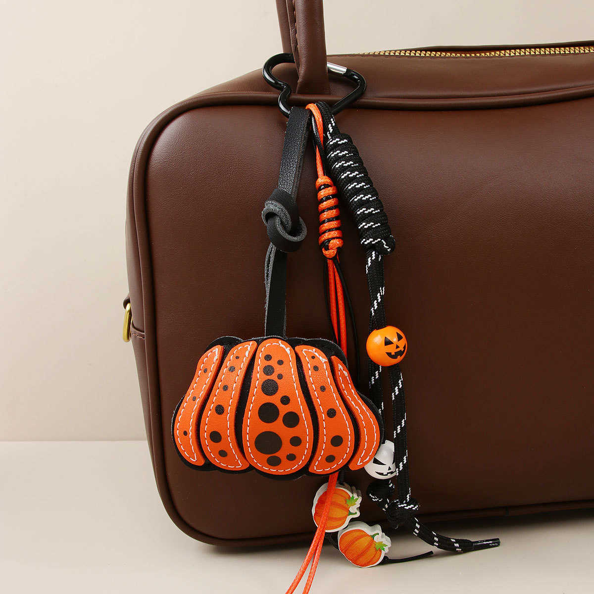 Halloween Unique Creative Leather Doublesided Small Bag Pendant Wooden Bead String Keychain H250928