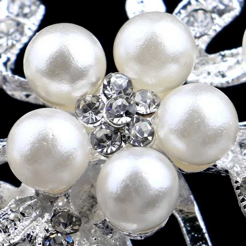 TREAZY Fashion Pearl Crystal Wedding Hair Jewelry Charm Floral Bridal Hair Combs Women Party Hairpins Wedding Hair cessories L250928CS1R