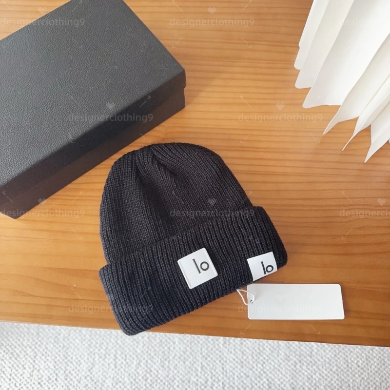 Women Winter Beanie Brand Warm Beanies European American Double-Layer Folded Knit Women Woolen Hat warm hat unisex outdoor cold-proof pompom AAA1