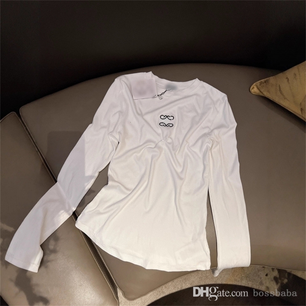 Designer T-shirt Womens Fall Clothes Embroidered Letter Tshirts Blouses Fashion Versatile Comfortable Top Crew Neck Long Sleeve Tee Shirt