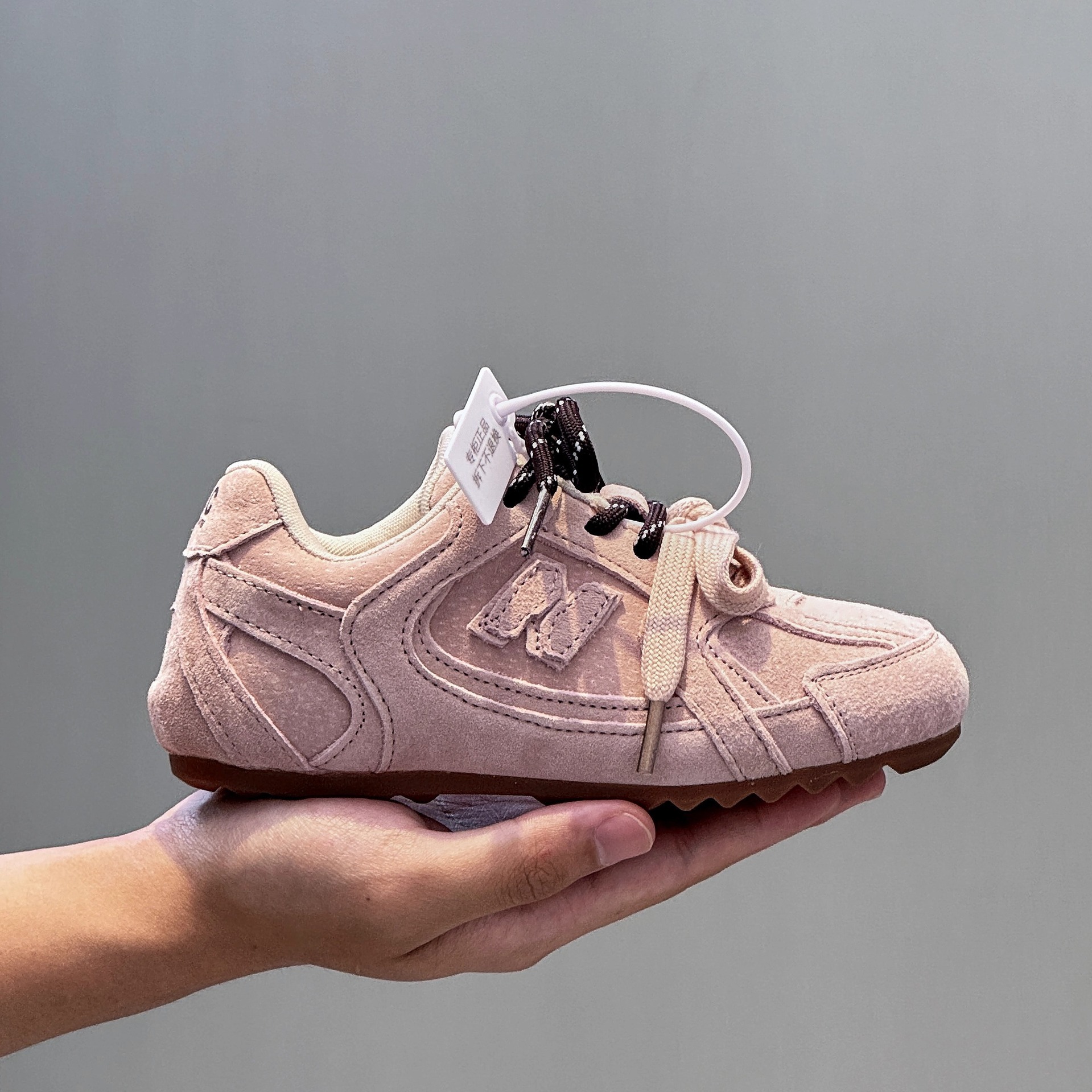 Student Training Shoes Autumn and Designer Winter New Children's Korean Sports Anti slip Wear resistant Soft soled Board Forrest Gump