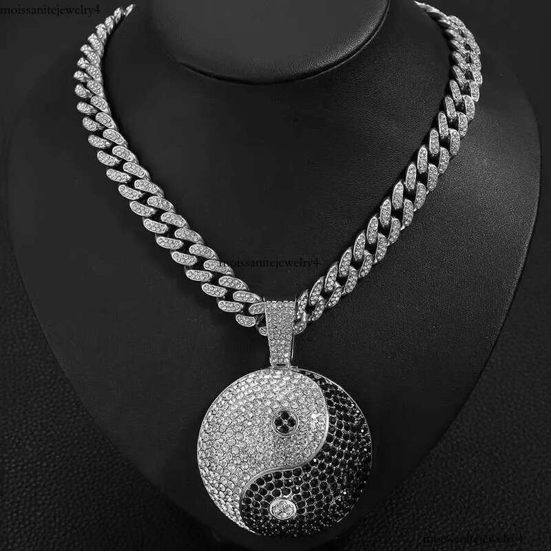 DHcollection Hip Hop Bagua Necklace Personality Chinese Style Yin Yang Tai Chi Male Pendant