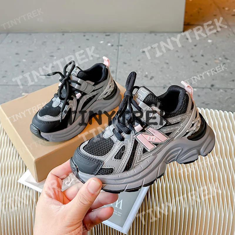 Designer 2025 Children's Sports Girls' Dad Casual Boys' Shoes For Middle And Big Children