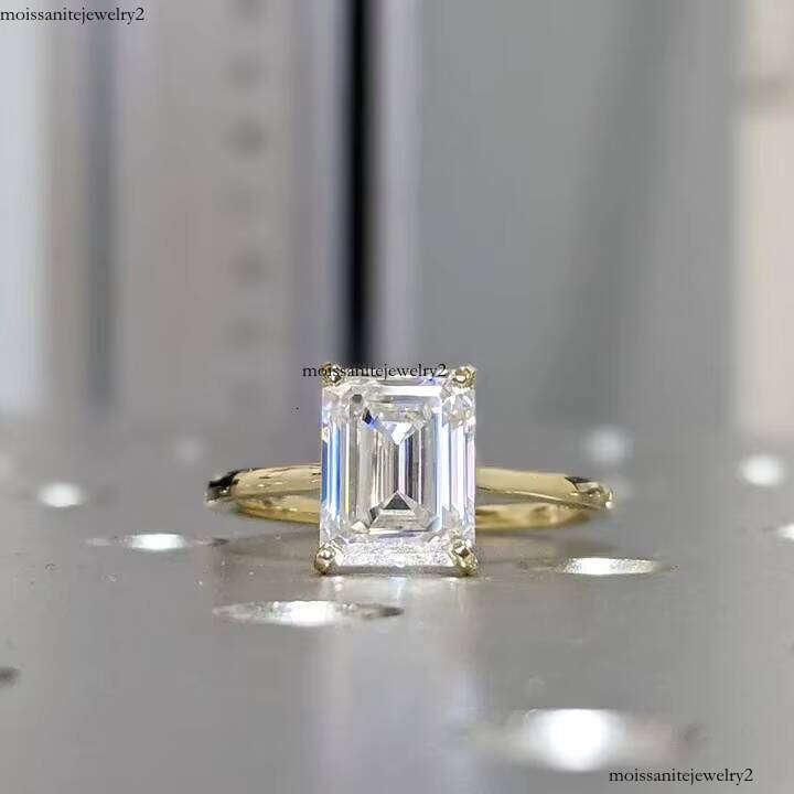 Elisa Engagement Ring Jewelry for Women VVS Emerald Moissanite 10K 14K Solid Real