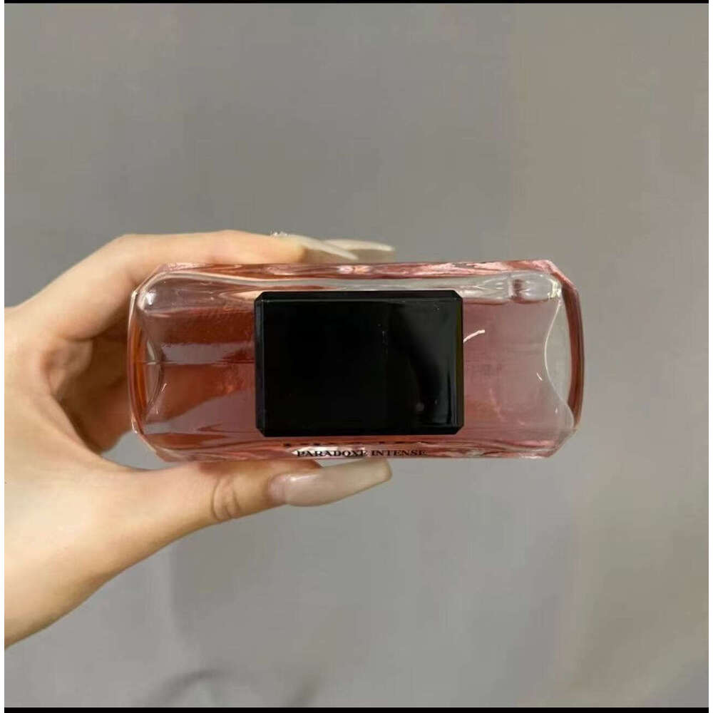 Autumn and winter Women Perfume Virtual Flower scent 90ML intense Parfum Sexy Lady Parfum Gift box set 4*30ml good smell long time lasting Fragrance Fast delivery