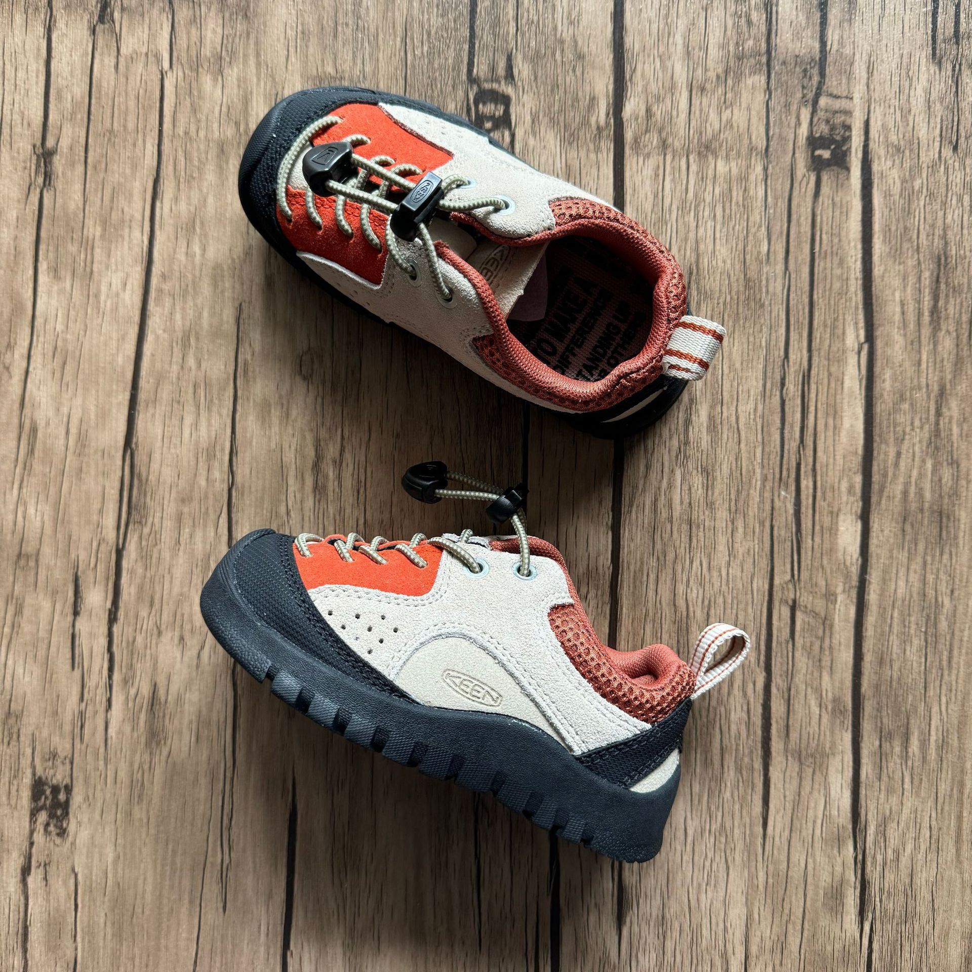 New Autumn And Wint… - image