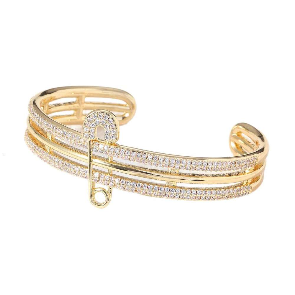 Bracelets Designer Luxury jewelry for women Aolly plated with 18K gold Zircon inlay Simple Elegant Fashion High-end Festival Vacation gifts