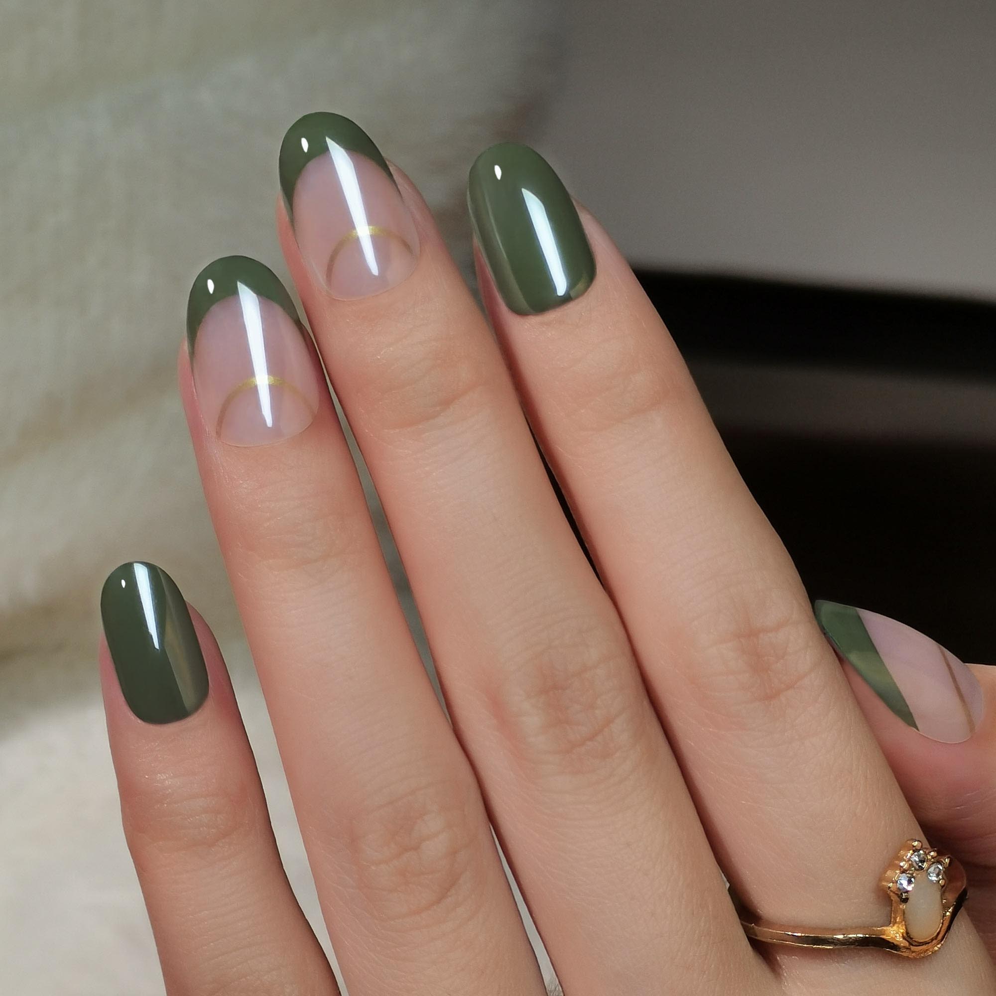 stylish olive green presson false nails short oval shape with line design