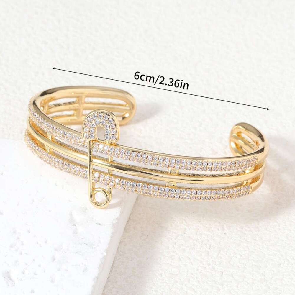 Bracelets Designer Luxury jewelry for women Aolly plated with 18K gold Zircon inlay Simple Elegant Fashion High-end Festival Vacation gifts