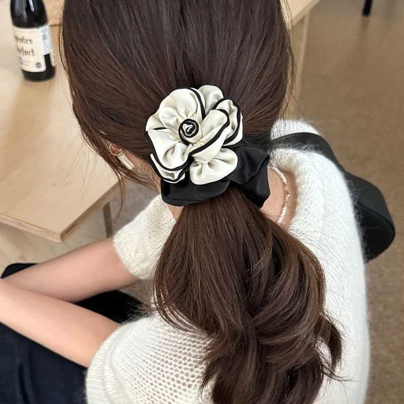 Fashion Elegant Vintage Camellia Handmade Flowers Hair Ties Headband Women Stylish and Chic Headrope Hair Scrunchies Hair Accessories Y250930qws