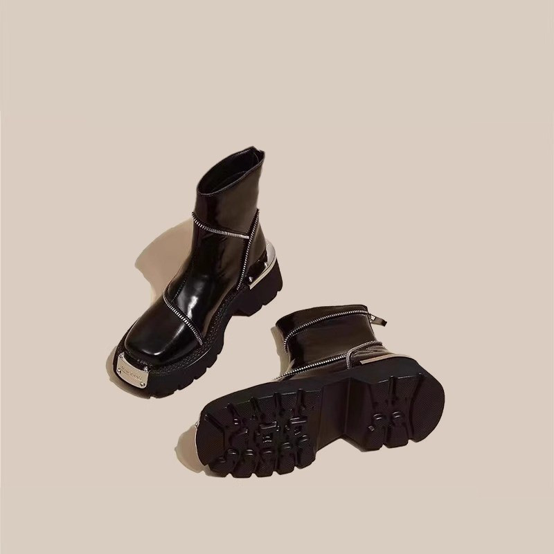 Free shipping platform Martin boots women autumn and winter new British style square head boots retro metal function wind short boots