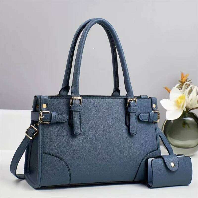 Luxury bag Leather Tote Bag Web Handle For Women With Sporty Elegance And Contrasting Material Mix