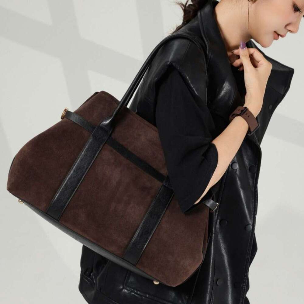 Designer Bag Tote Shoulder Bag New Matte Leather Large Capacity Handbag With Upgraded Feel For Commuting And Outings Fashionable Trendy Women S Single