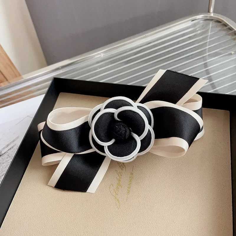 Fashion Vintage Camellia Flower Hair Clip for Women Girls Korean Fashion Hairpin Fabric Bow Headpiece Elegant Headwear Hair Accessories wer Y250930