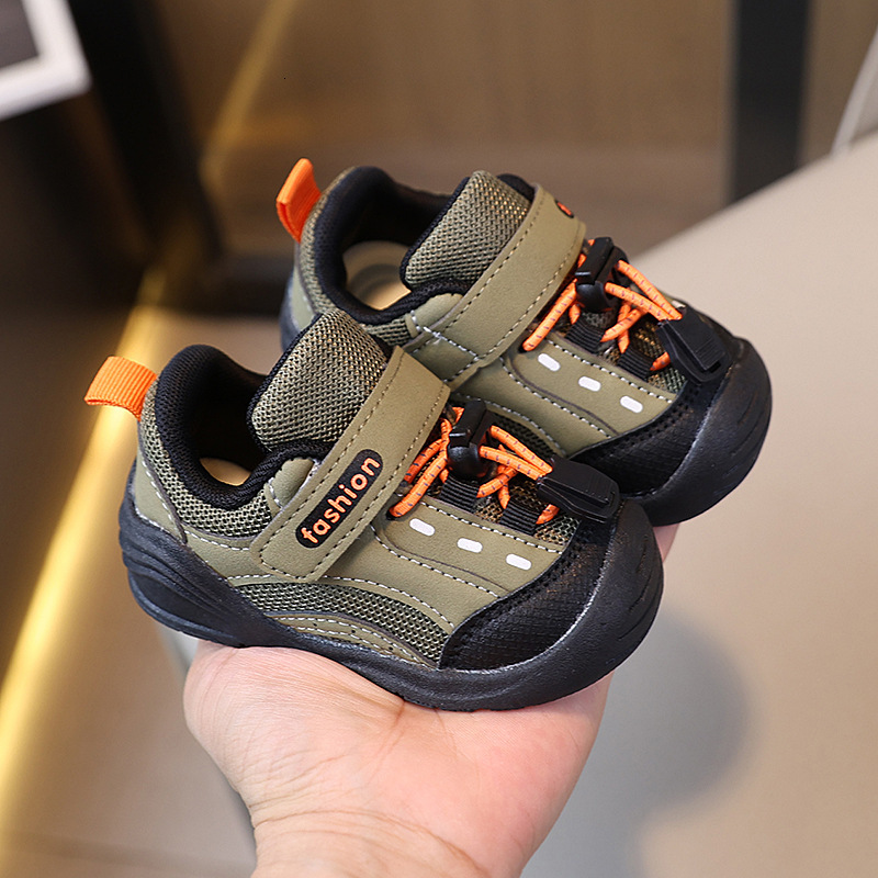 Outdoor hiking shoes for men and women in autumn winter casual soft soled baby walking Designer sports anti slip comfortable breathable designer
