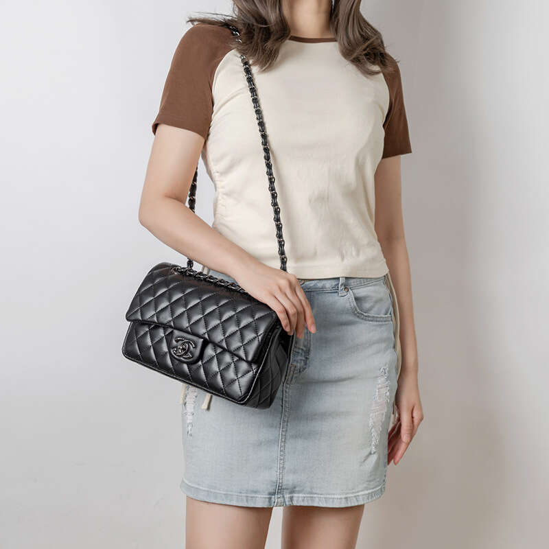 designer bag Luxury bag CF Classic Quilted Versatile Genuine Leather Crossbody Small Chanel Style High-end Texture Women's Bag
