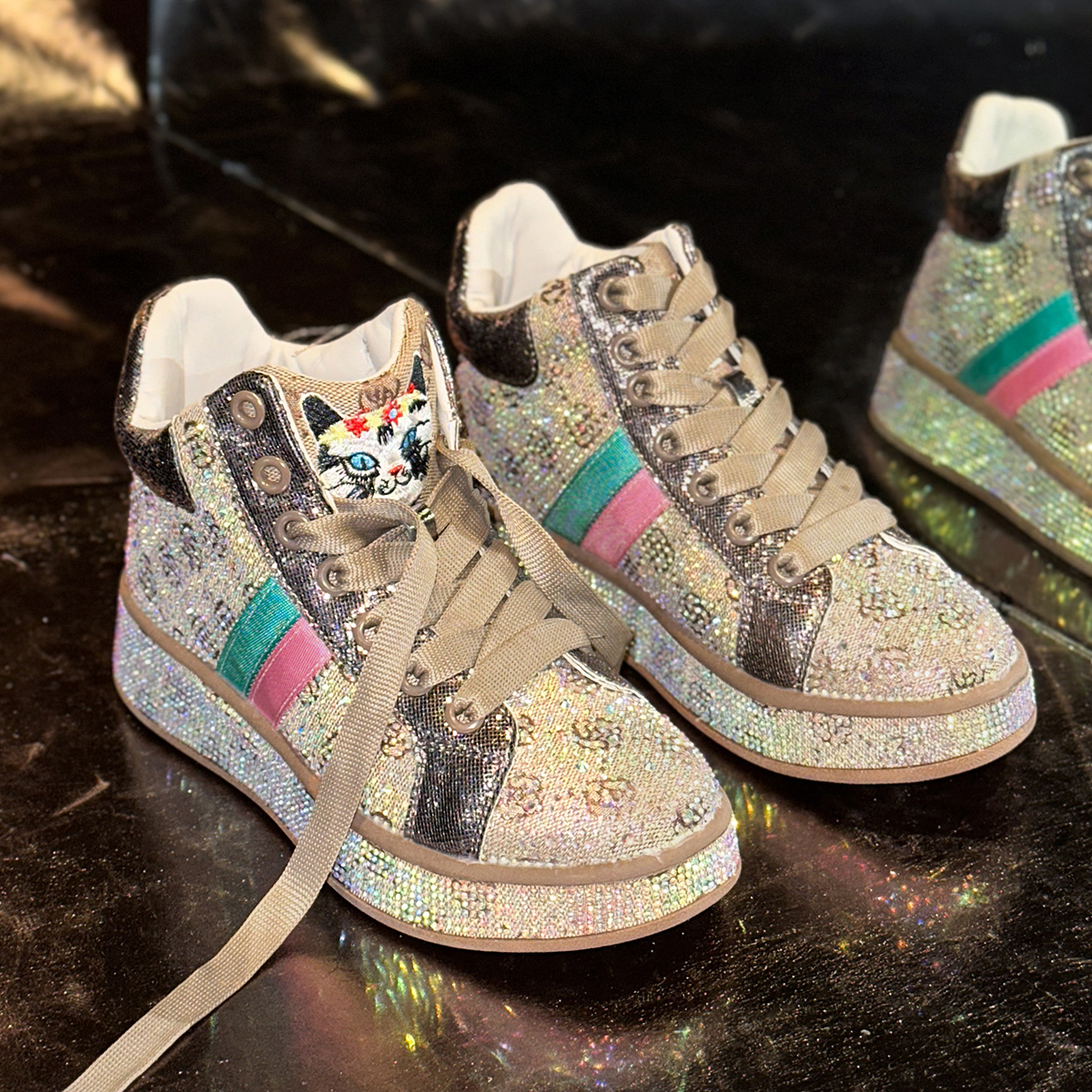 2025 Women High Top Printing Luxury Sneakers Shining Sneakers Fashion Shining Diamond Casual Shoes Comfortable Running Designer Sports Women's Sh