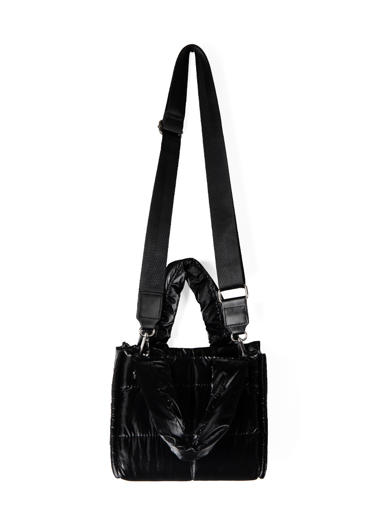 Korean-Style High-End Niche Design Padded Bag 2025 Autumn New Style Fashionable And Lightweight Women's Single-Shoulder Crossbody Handbag