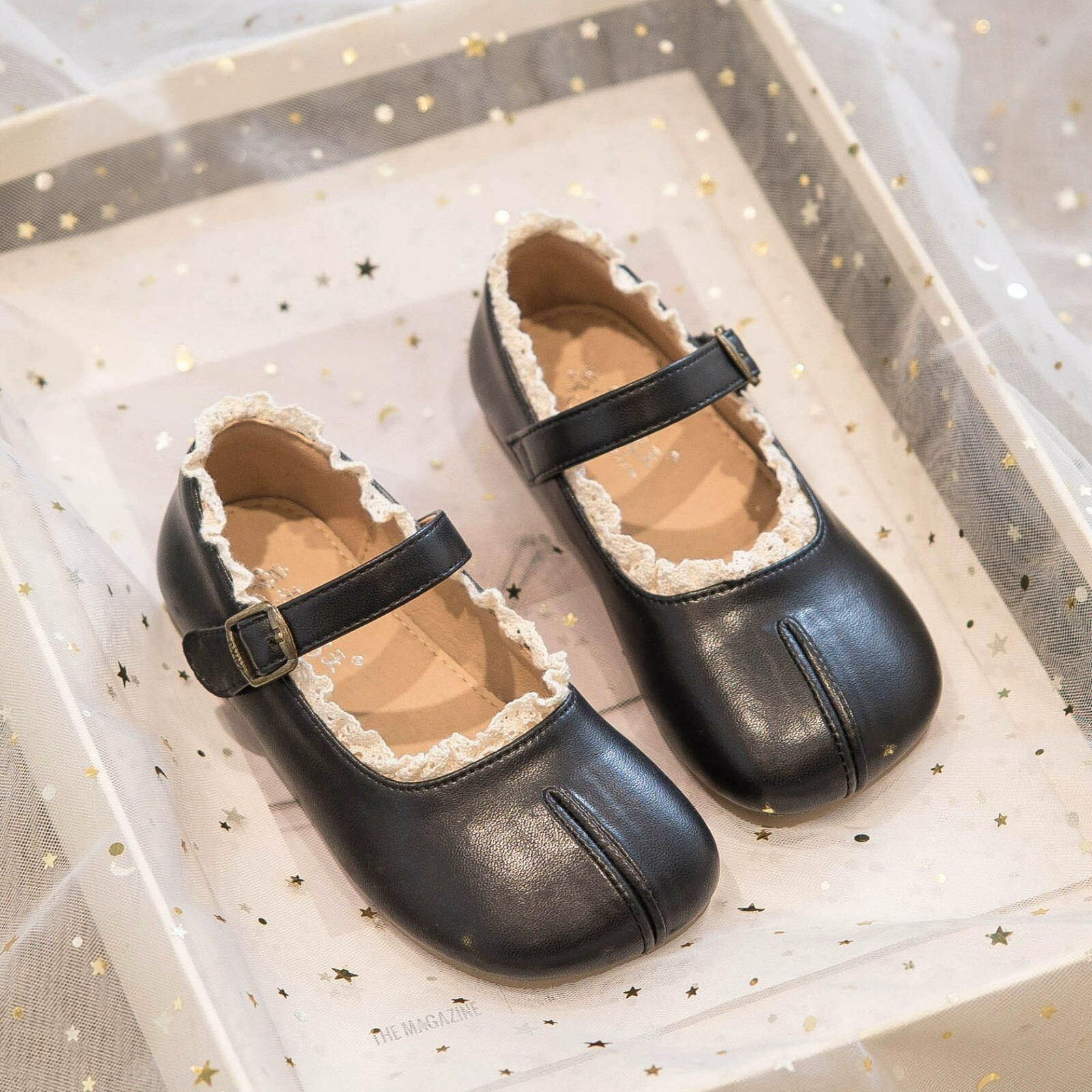 Small Designer leather shoes new soft soled princess shoes popular trend fashion designer shoes men's and women's children's shoes autu