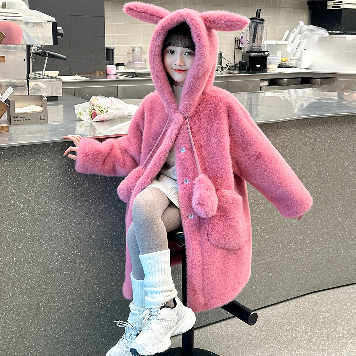 Kids Girls Winter Warm Faux Fur Jacket Imitation Mink Fur Coat Ears can stand upright Girls Warm Hooded Overcoat Thicken Outwear