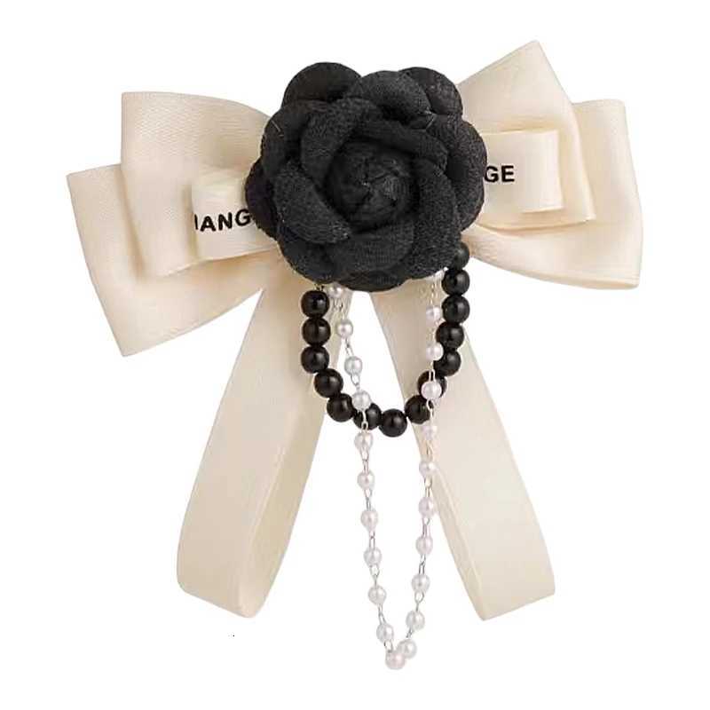Fashion Luxurious Camellia Bow Pearl Chain Brooch Ladies Wedding Dress Decorations 2024 New Souvenir Gifts for Girls wer Y250930